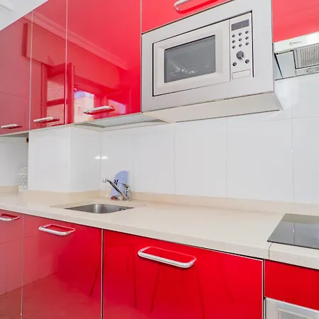 Ybh Lopez De Neira 42, 3 * ויגו